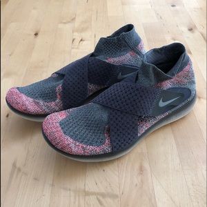 Nike Free RN Motion Flyknit